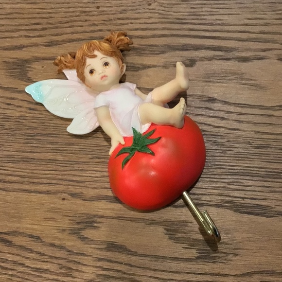 MY LITTLE KITCHEN FAIRIES Tomato Hook FAIRY - Picture 4 of 4